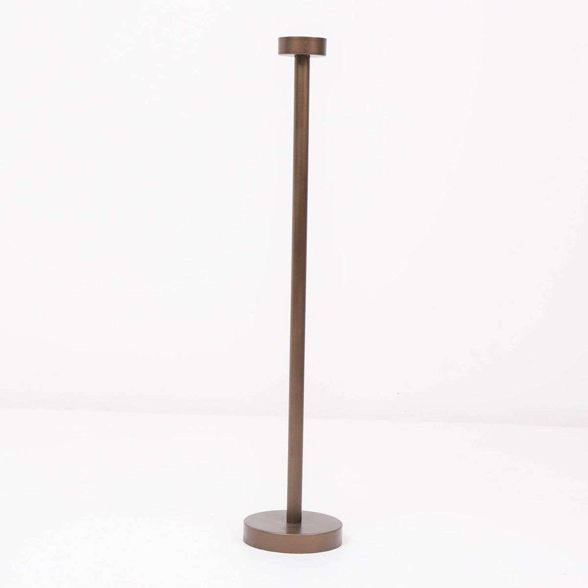 Candelabro Long Basement Home, marca BASEMENT HOME - Foto Principal