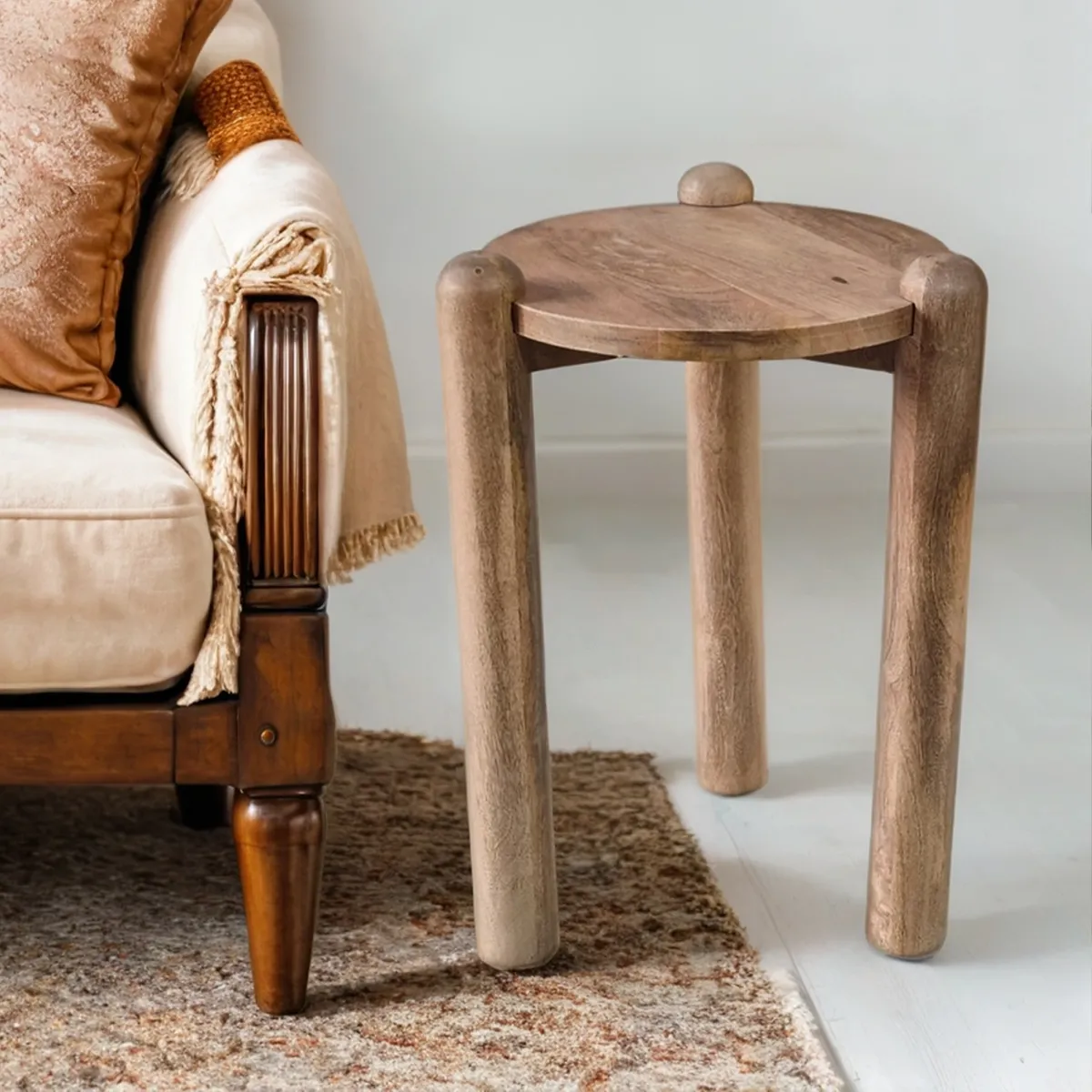 BASEMENT HOME - Mesa Lateral Redonda Tobias Madera  Basement Home