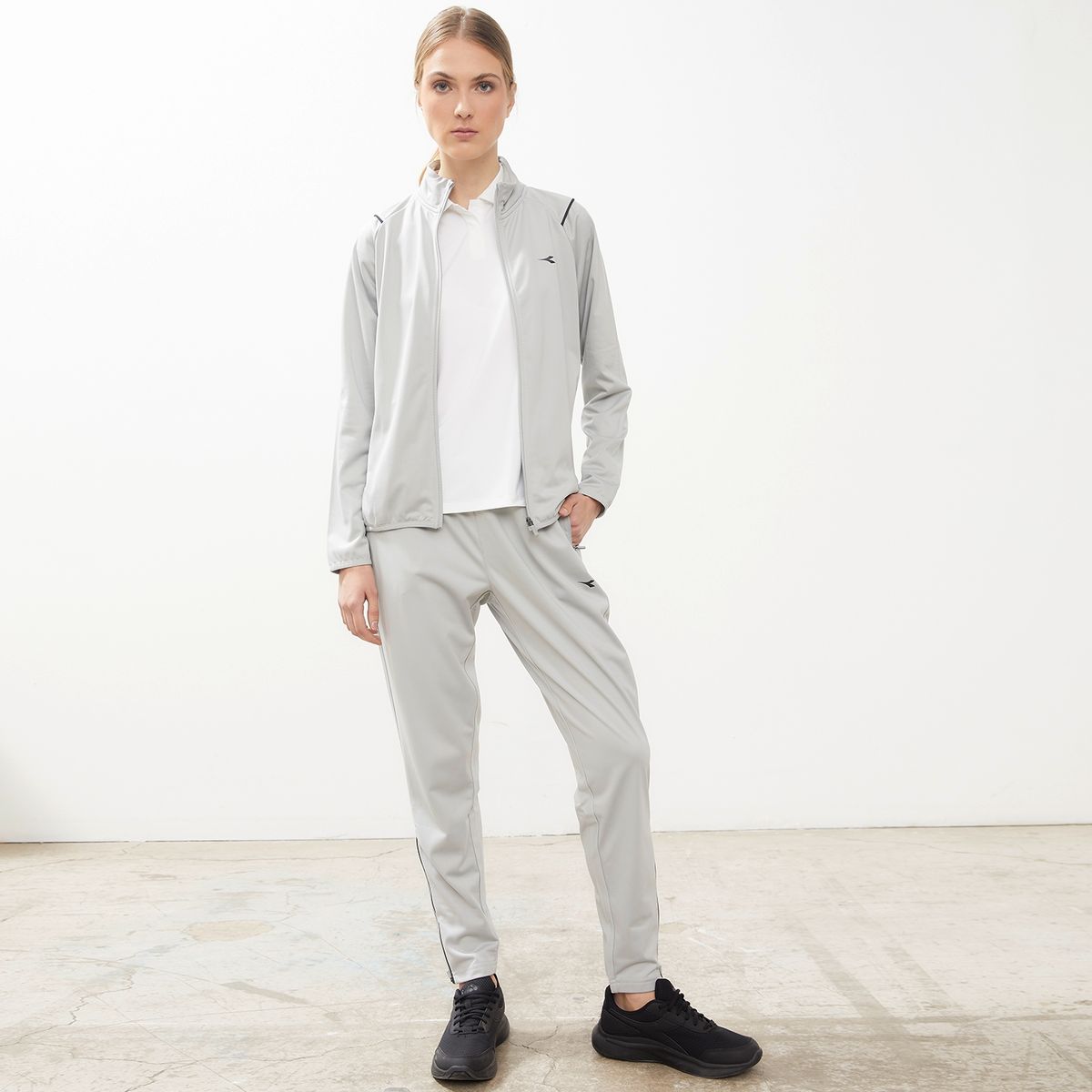 DIADORA - Buzo Conjunto Mujer Diadora