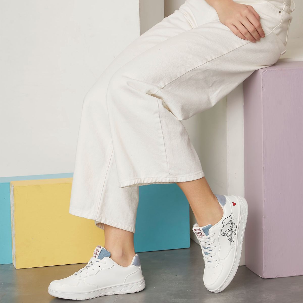 WARNER BROS - Zapatilla Mujer Urban Becourtbug Blanco Warner Bros