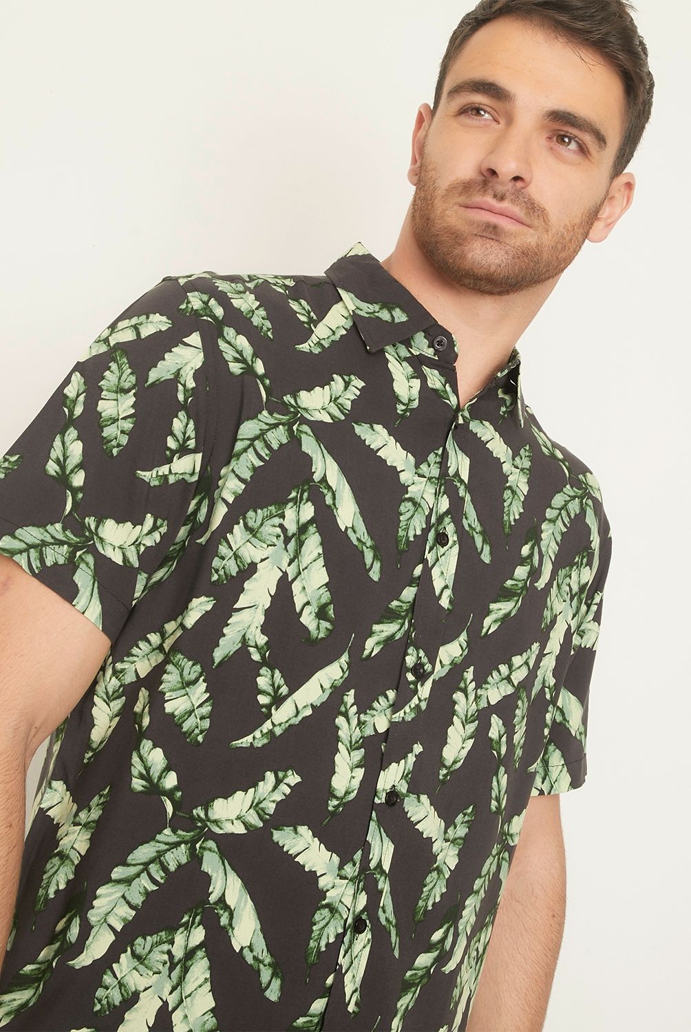 NEWPORT - Camisa Guayabera Manga Corta Estampado Tropical Viscosa Hombre Newport