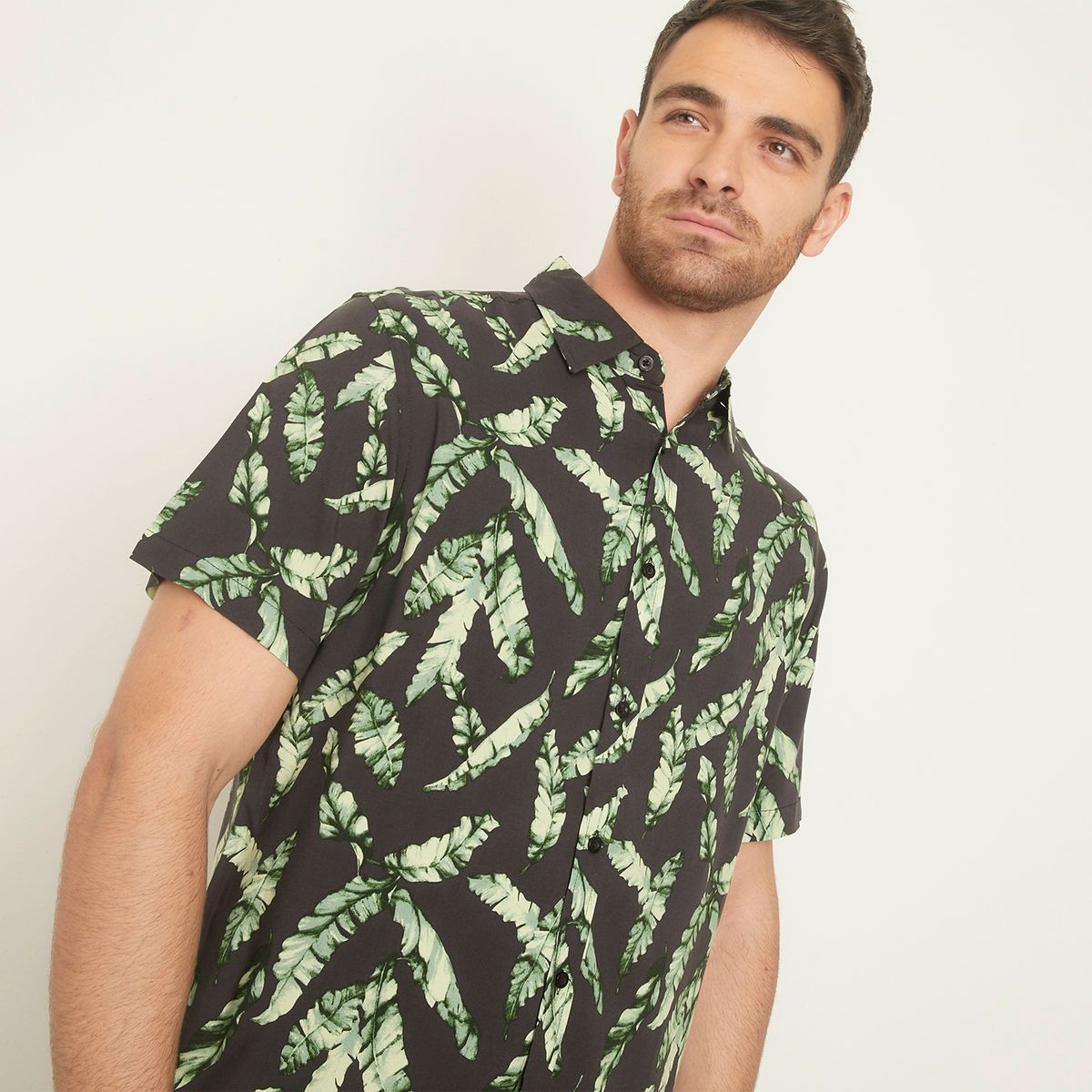 NEWPORT - Camisa Guayabera Manga Corta Estampado Tropical Viscosa Hombre Newport