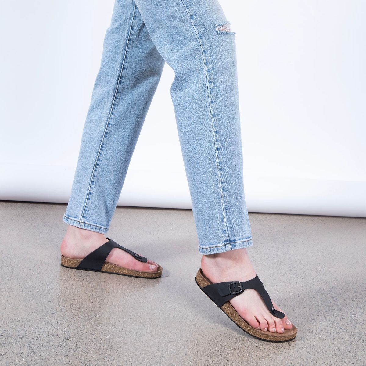 AMERICANINO - Sandalia Plana Mujer Cuero Negro Americanino