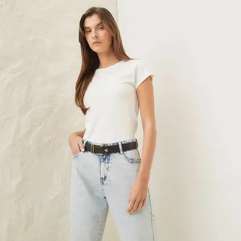 BASEMENT - Polera Regular Manga Corta Mujer Algodón Orgánico