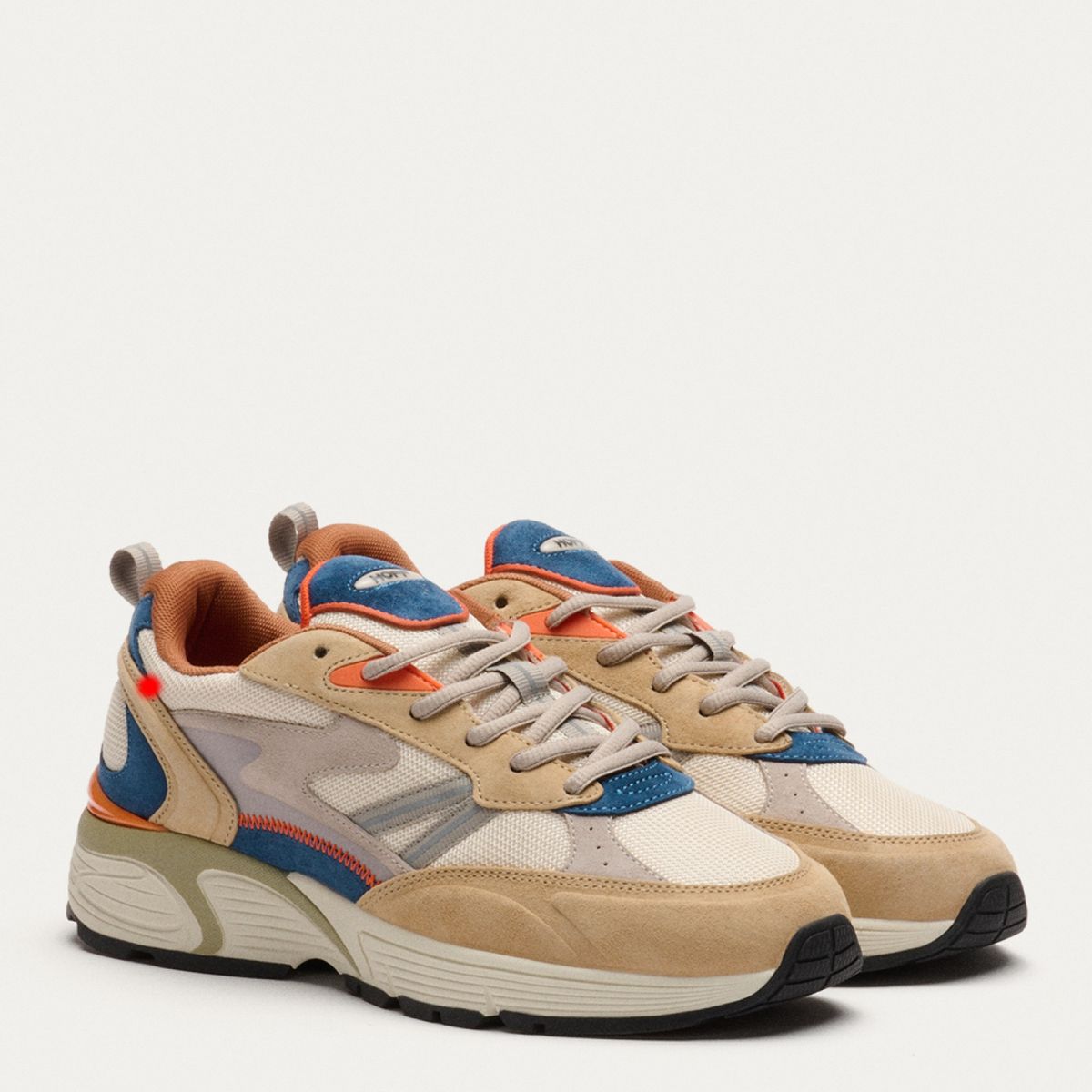 HOFF - Zapatilla Urbana Hombre Cuero Beige Hoff