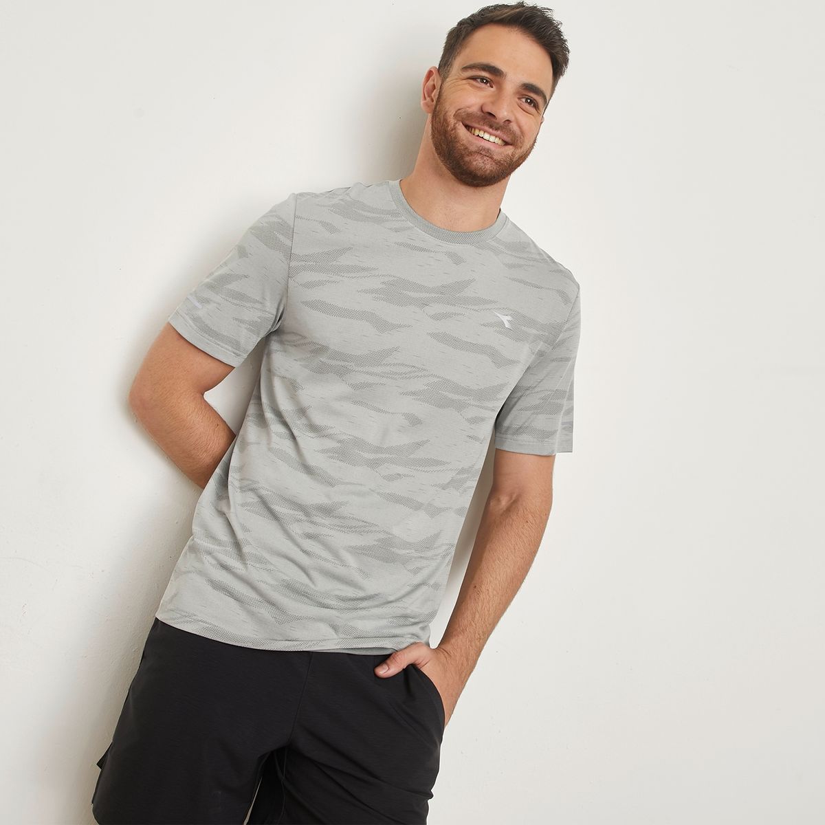 DIADORA - Polera Deportiva Hombre Diadora