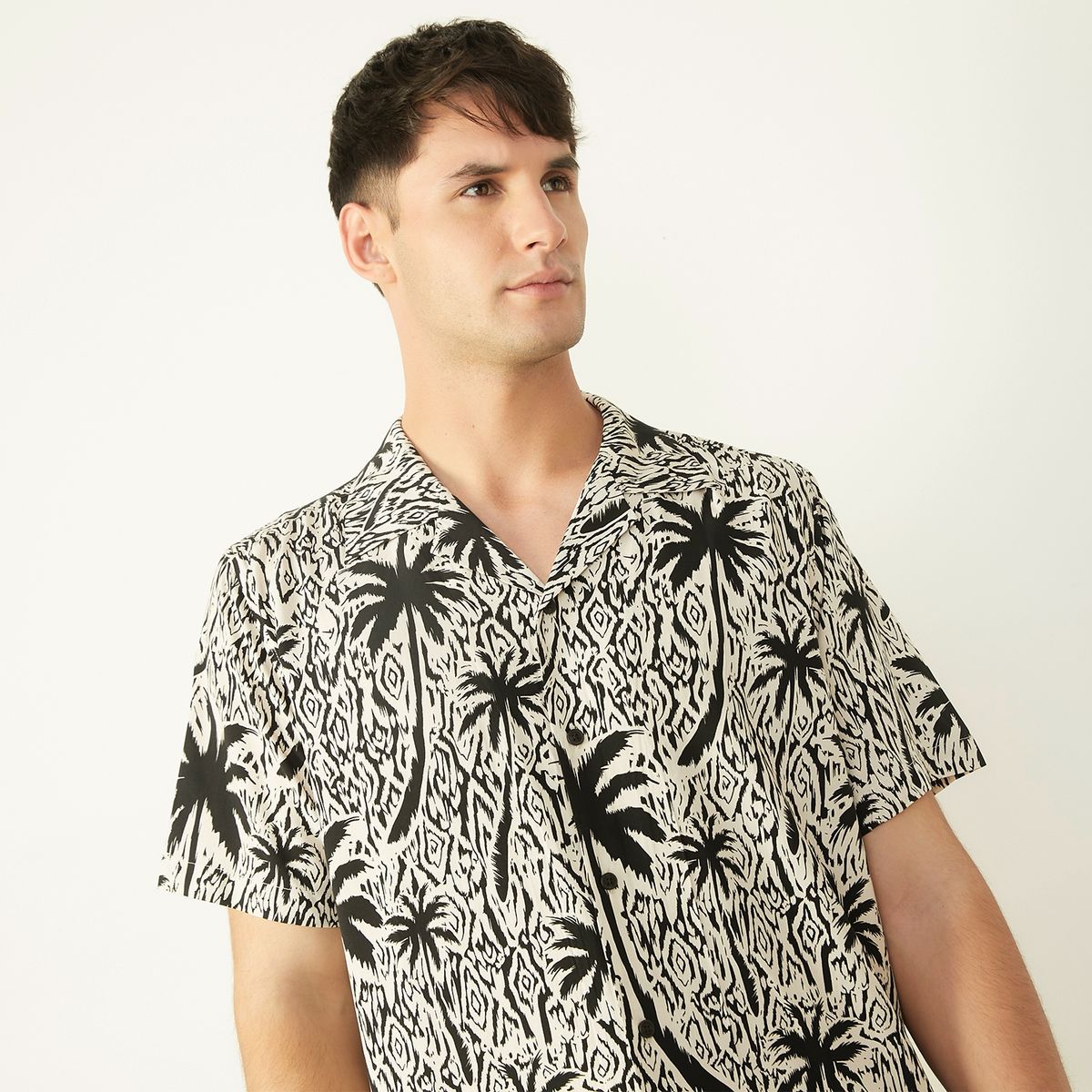 BASEMENT - Camisa Guayabera Manga Corta Viscosa Hombre Basement