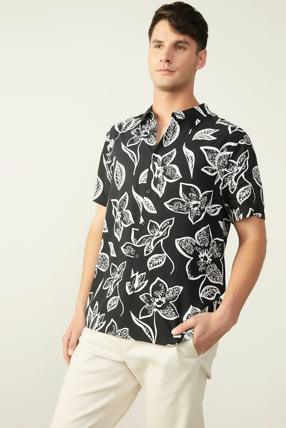 BASEMENT - Camisa Guayabera Manga Corta Viscosa Hombre Basement