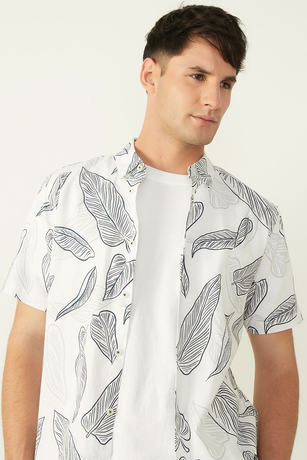 BASEMENT - Camisa Guayabera Manga Corta Lino Hombre Basement