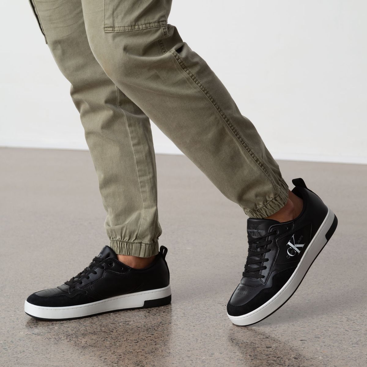 CALVIN KLEIN - Zapatilla Urbana Hombre Cuero Negro Calvin Klein