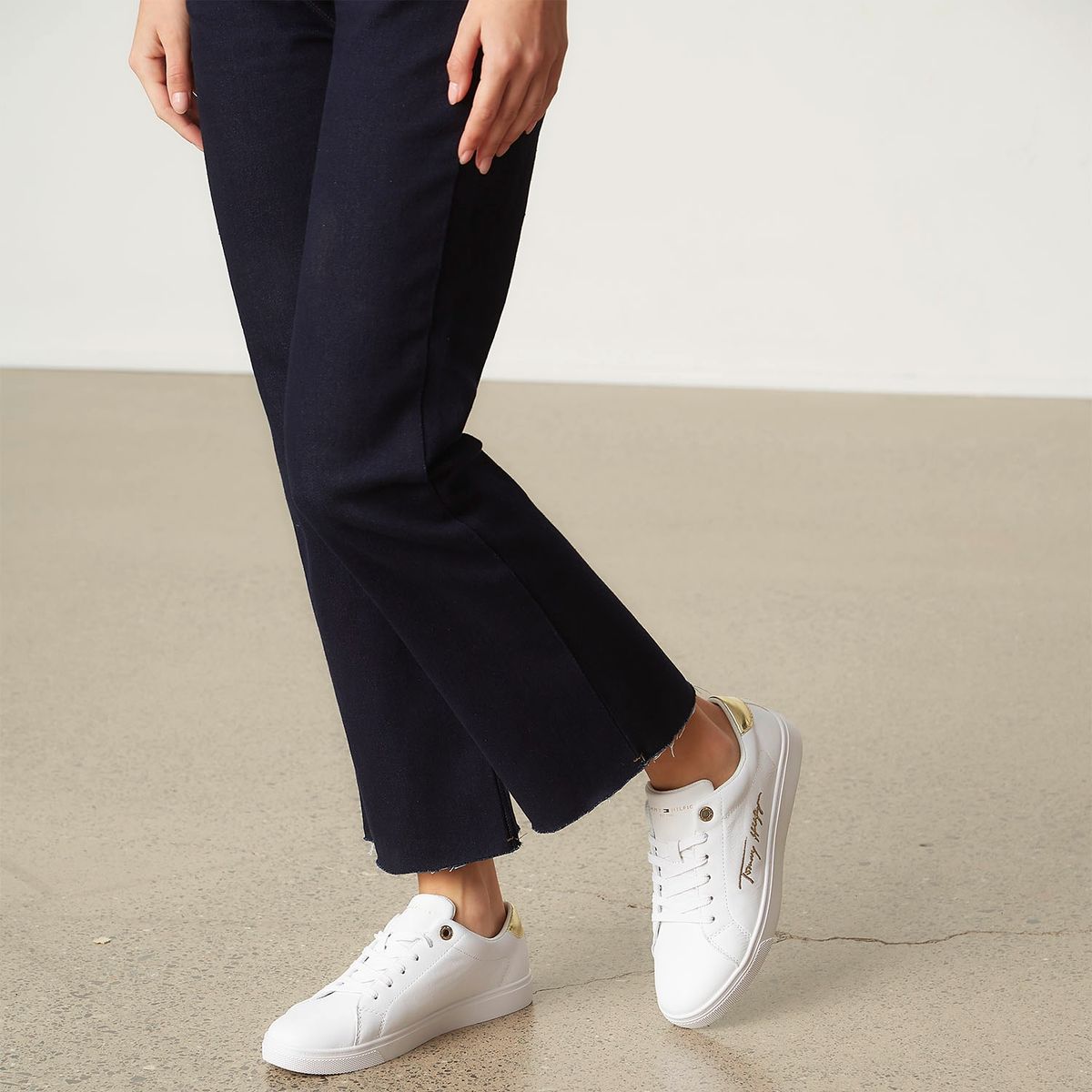 TOMMY HILFIGER - Zapatilla Urbana Mujer Cuero Blanco Tommy Hilfiger