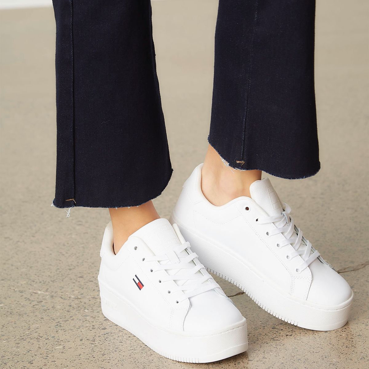 TOMMY HILFIGER - Zapatilla Urbana Mujer Cuero Blanco Tommy Hilfiger
