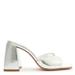 SCHUTZ - Sandalia Mujer Cuero Gris