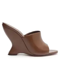 SCHUTZ - Sandalia Mujer Cuero Café