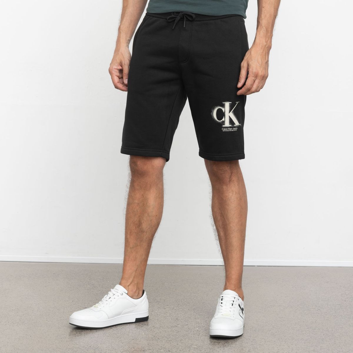 CALVIN KLEIN - Short De Buzo Chino Hombre Calvin Klein