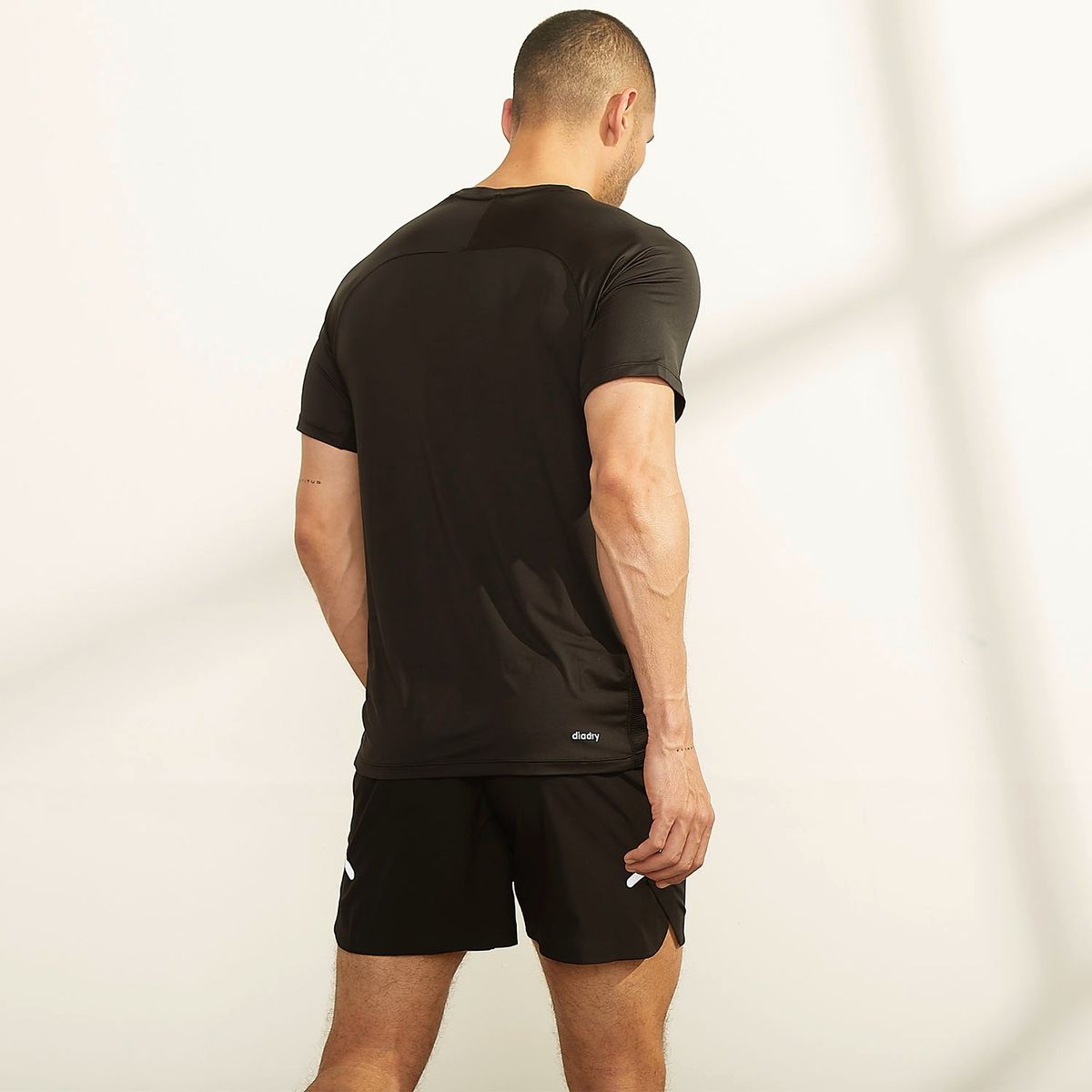 DIADORA - Polera Deportiva Manga Corta Hombre Diadora