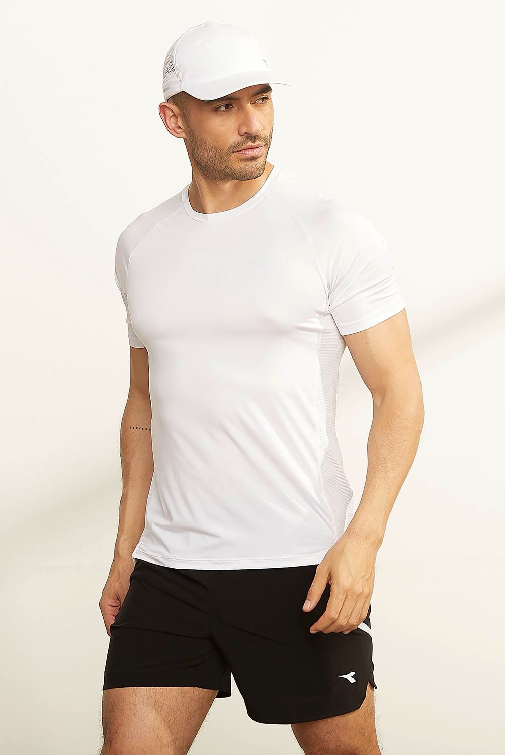DIADORA - Polera Deportiva Manga Corta Hombre Diadora
