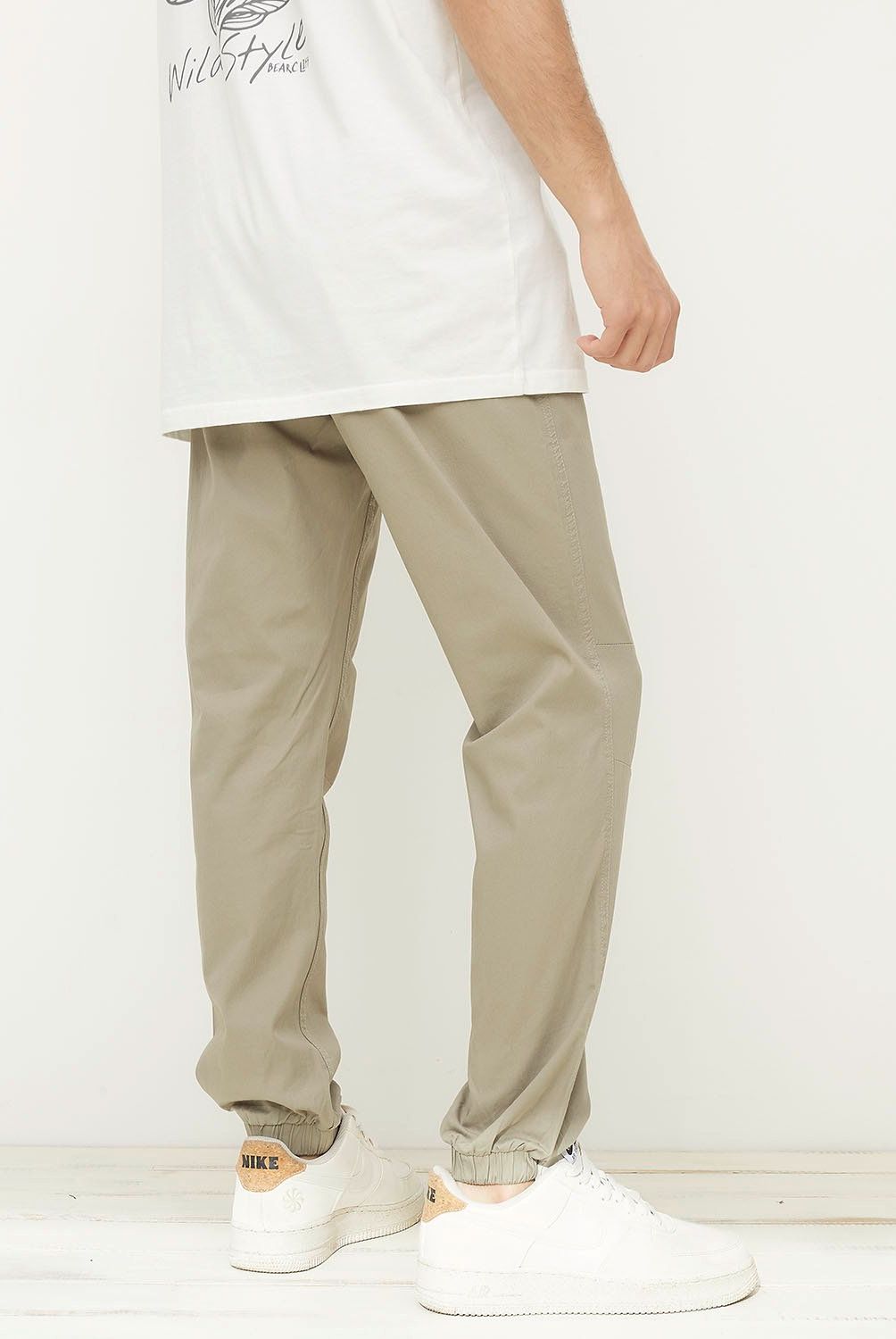 BEARCLIFF - Pantalón Jogger Fit Hombre Bearcliff