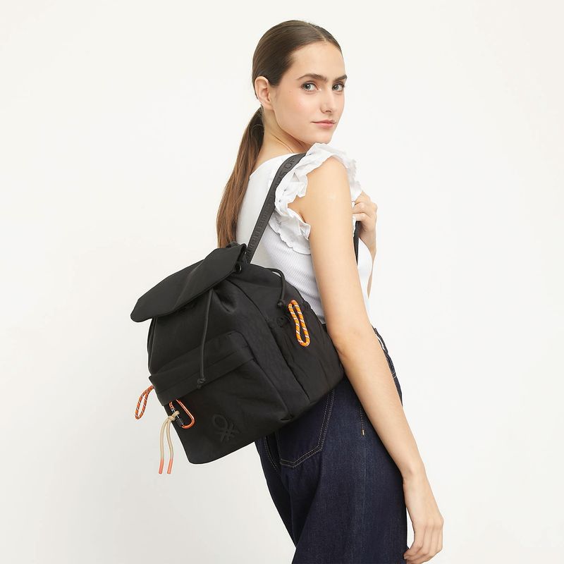 BENETTON - Mochila Negra Mujer Benetton