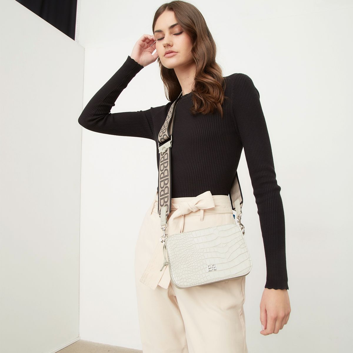 BASEMENT - Bandolera Mujer Basement