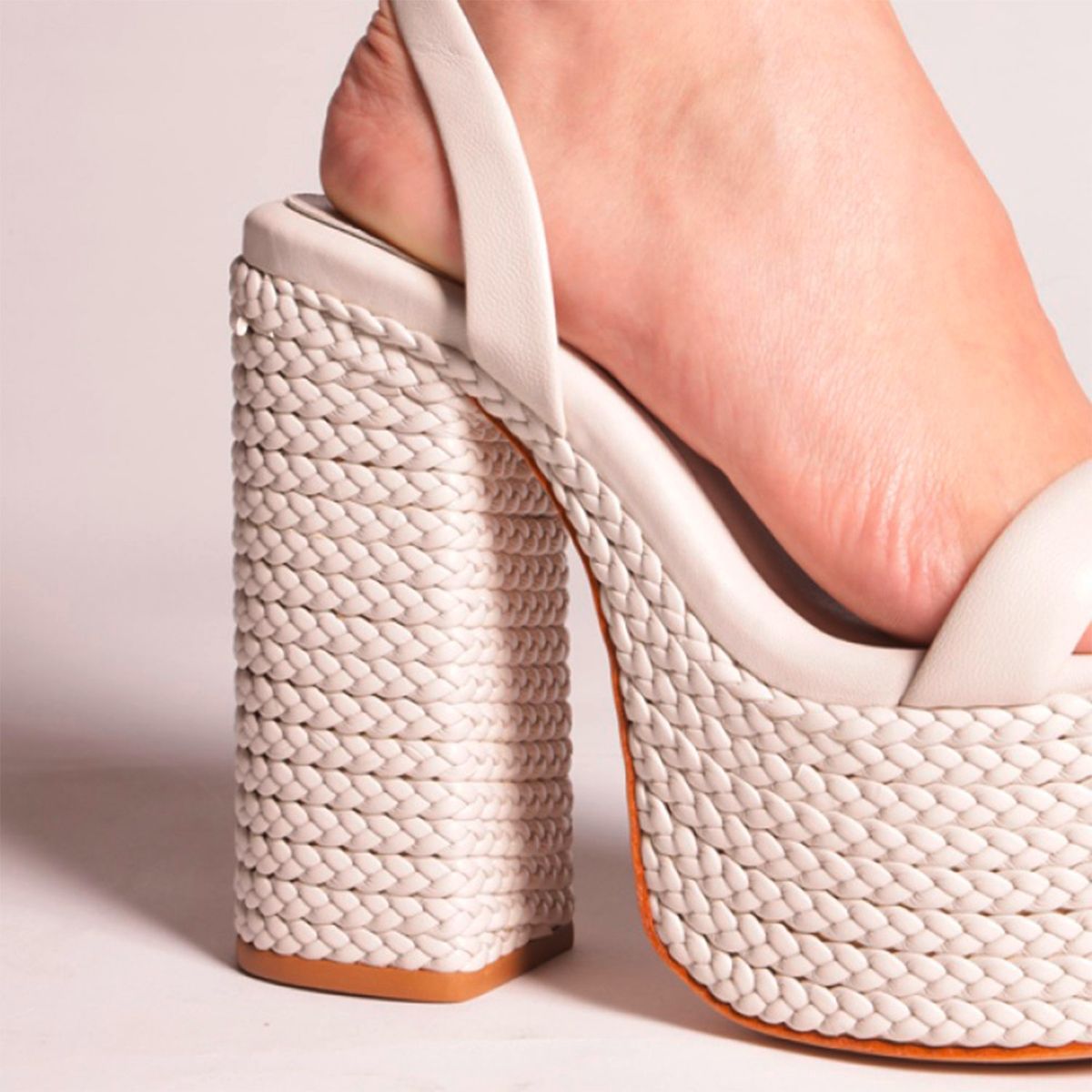 SCHUTZ - Sandalia Mujer Cuero Blanco Schutz