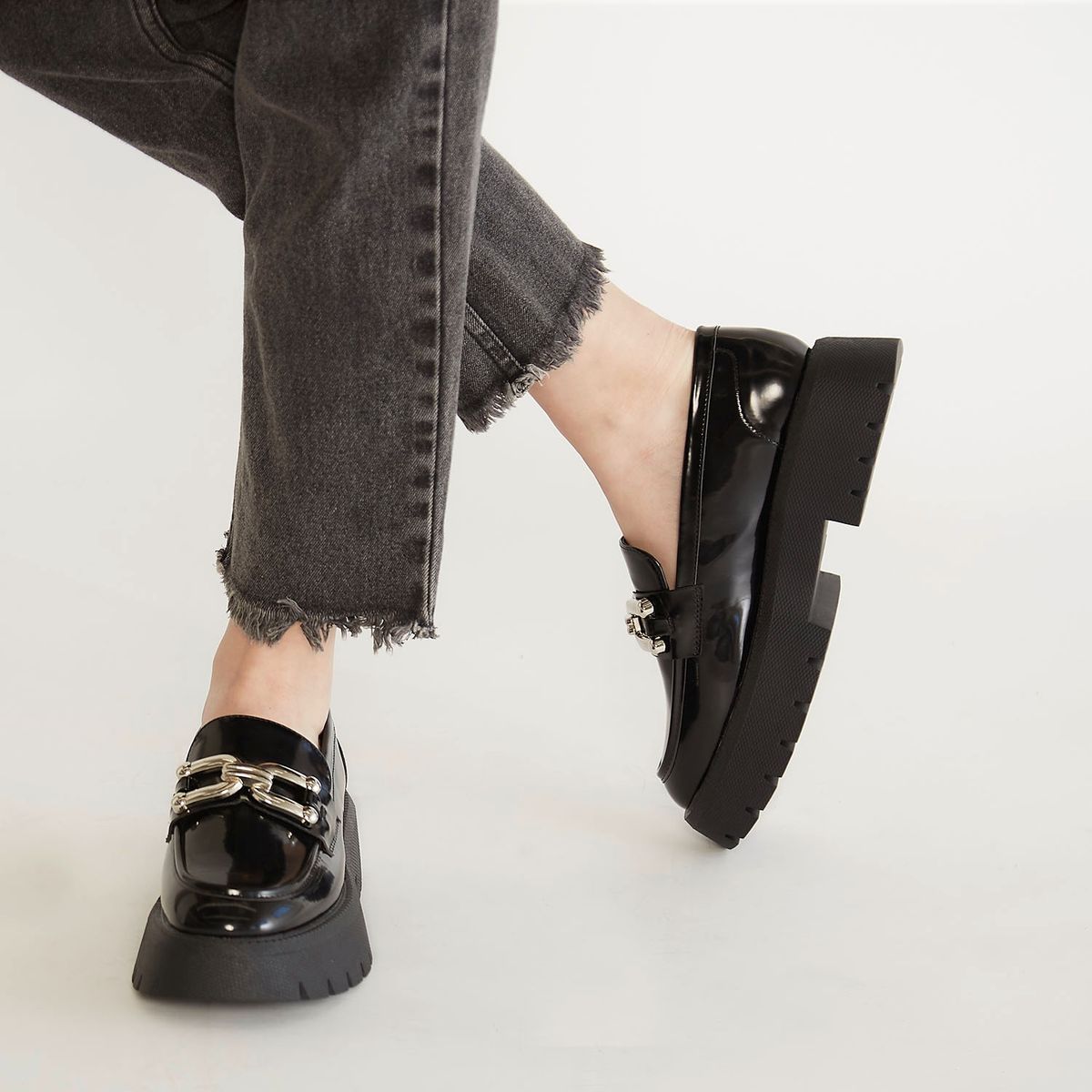 BASEMENT - Mocasín Mujer Negro Basement