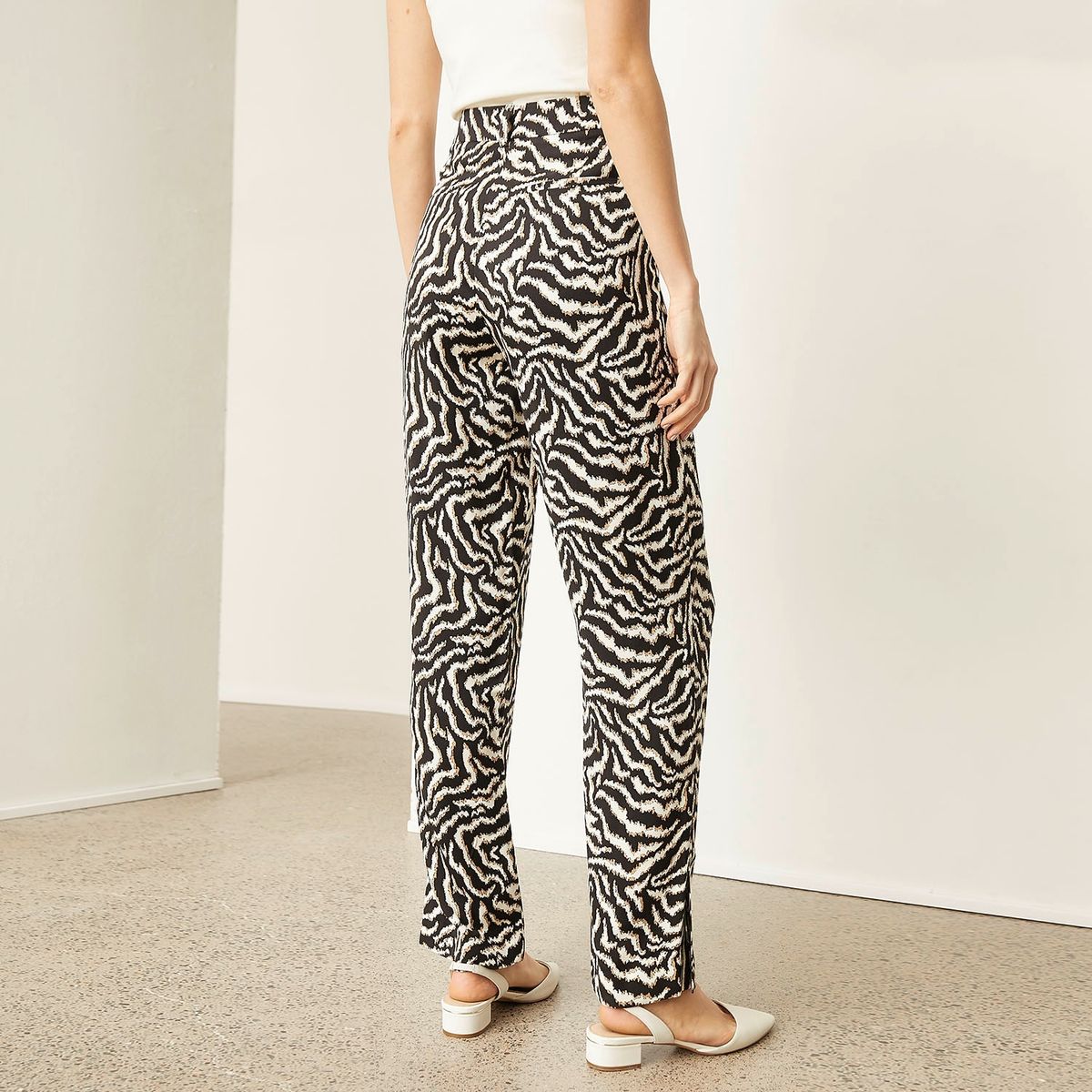 BASEMENT - Pantalón Straight Tiro Medio Mujer Basement