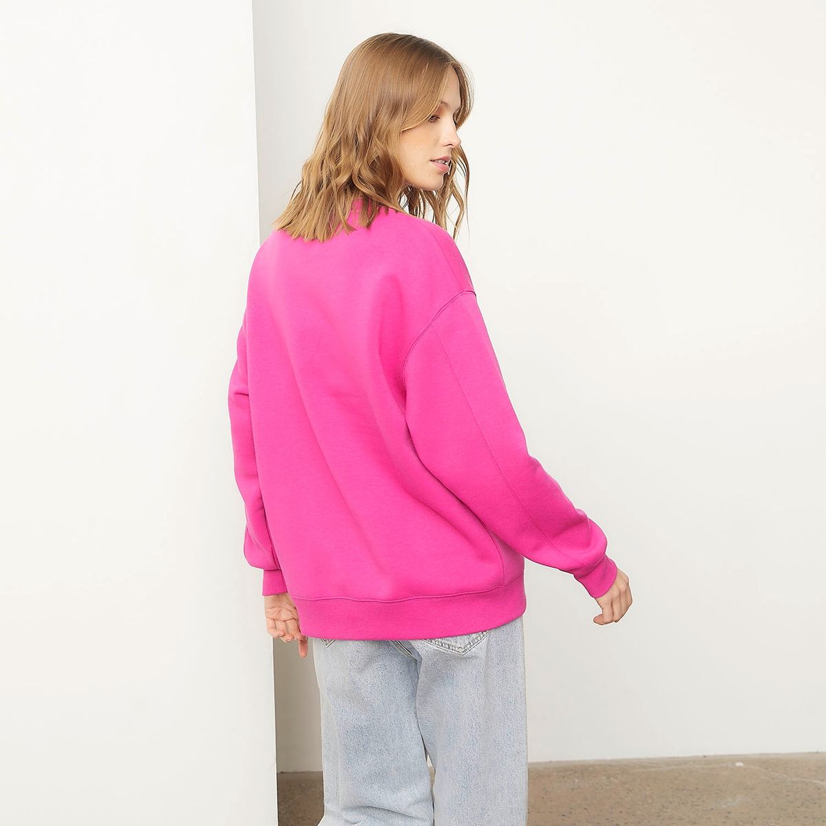 BASEMENT - Polerón Mujer Basement