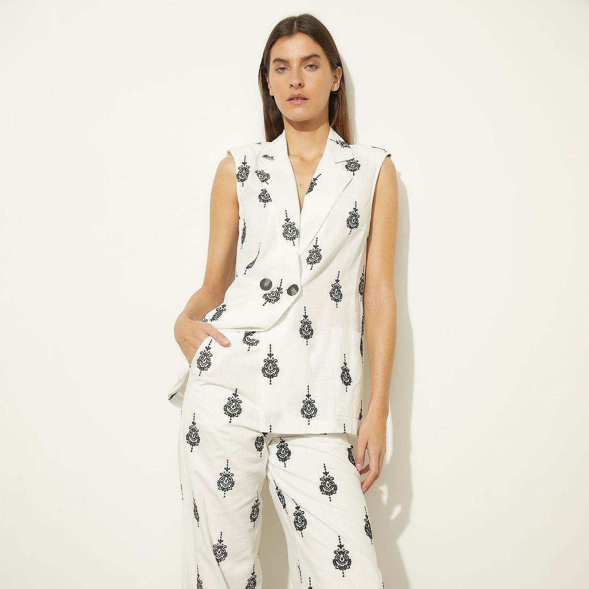 BASEMENT - Blazer Mujer Basement