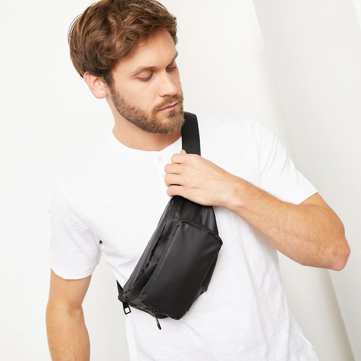 BASEMENT - Banano Hombre Basement