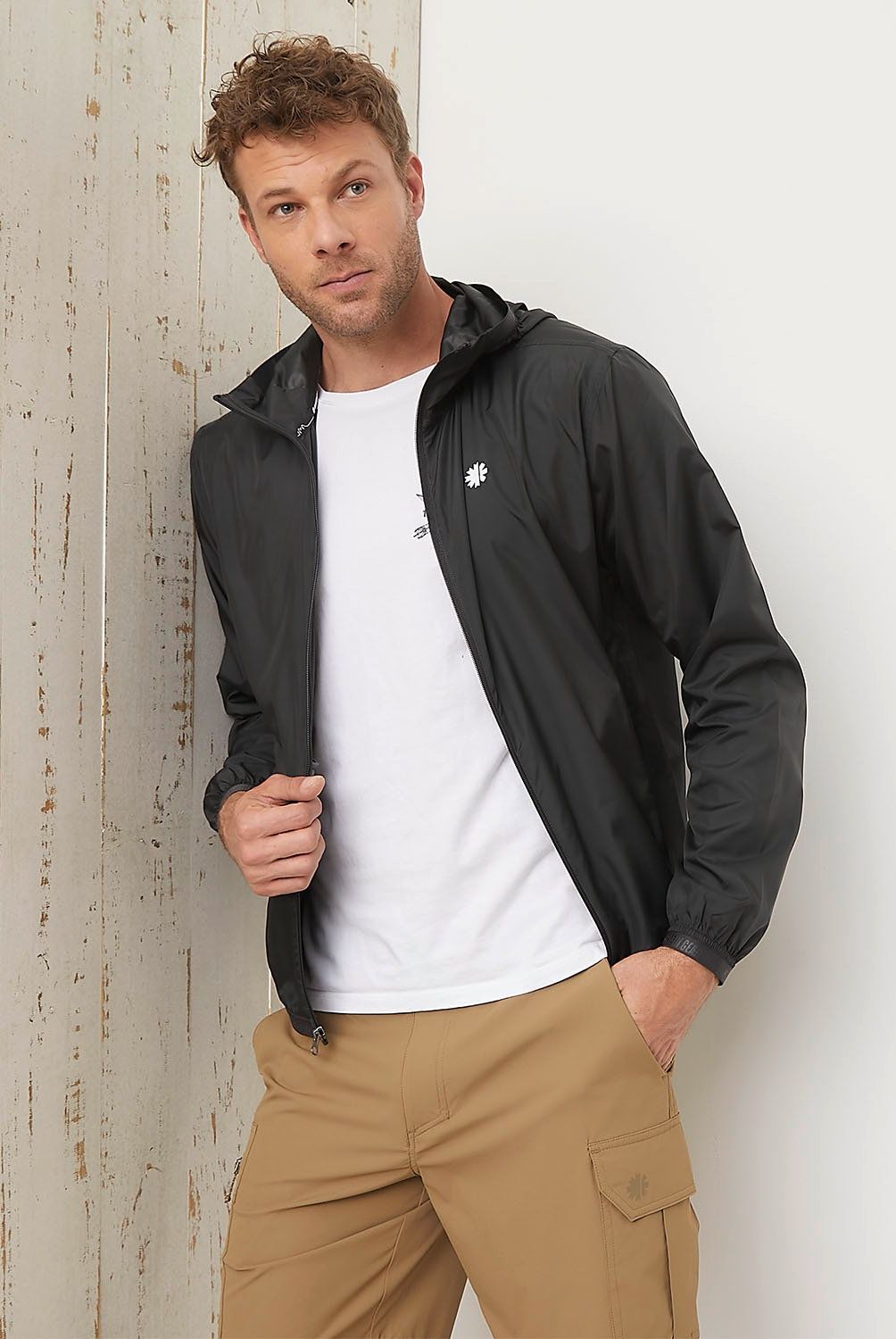 MOUNTAIN GEAR - Cortaviento Deportivo Hombre Mountain Gear Regular Fit