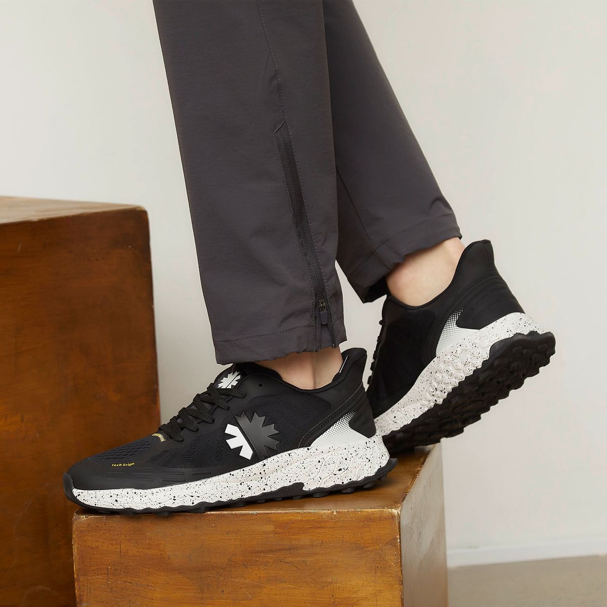 MOUNTAIN GEAR - Rony Zapatilla Deportiva Outdoor Hombre Negro Mountain Gear