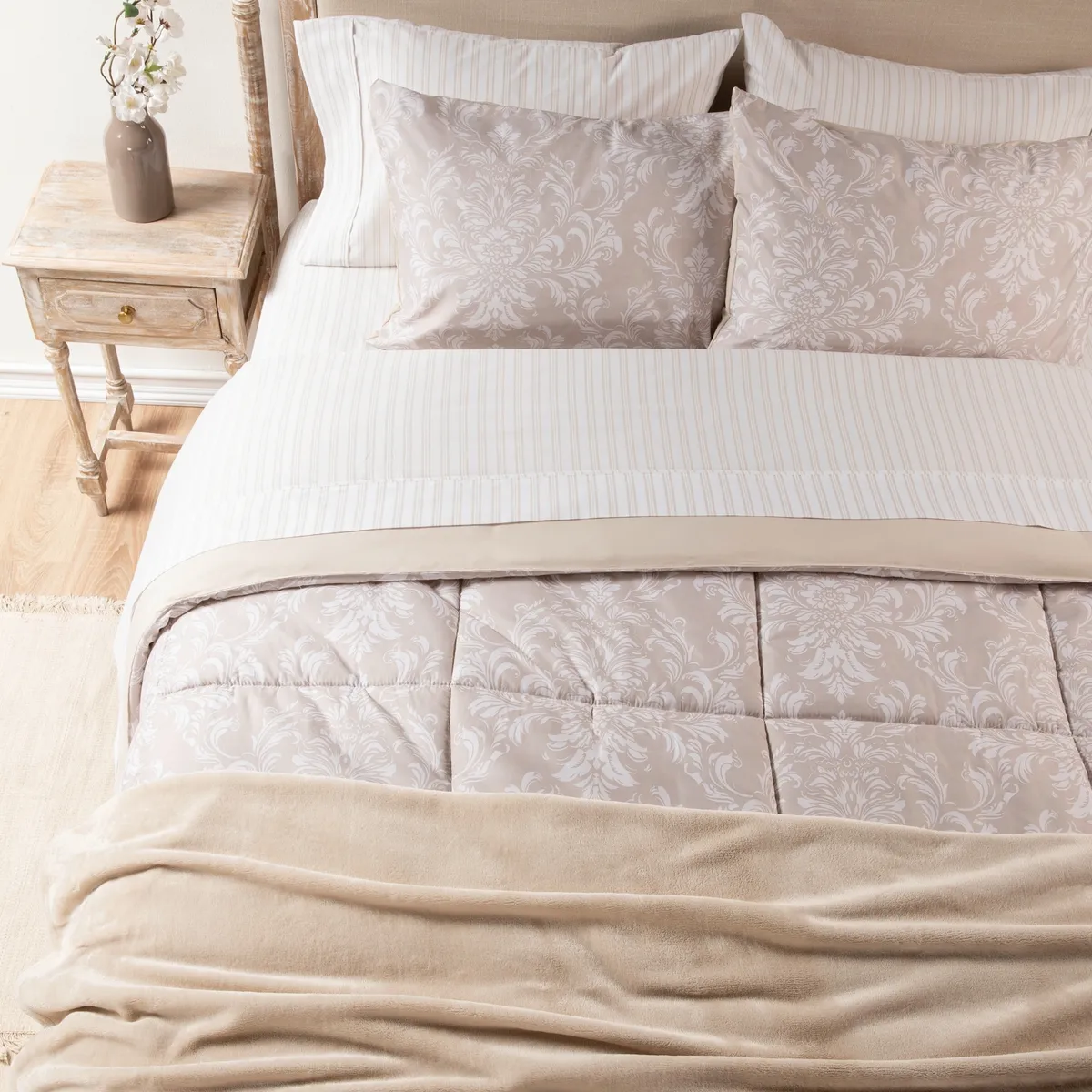 ROBERTA ALLEN - Juego de Cama Janette: Sábanas + Plumón + Manta Roberta Allen