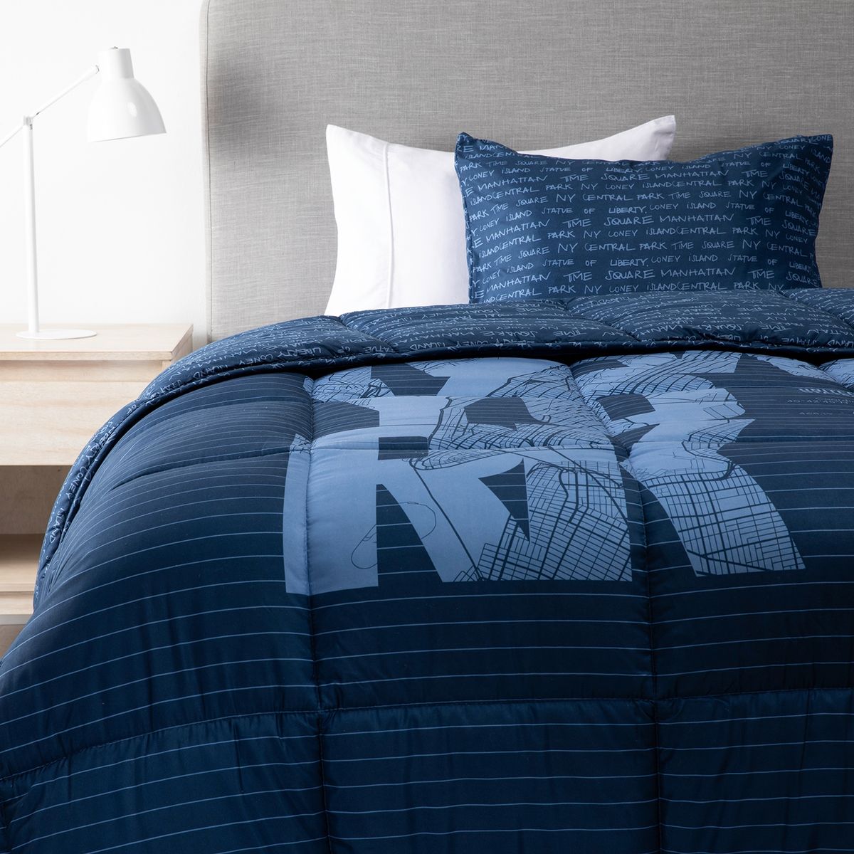 MICA - Plumón Estampado Reversible New York Mica