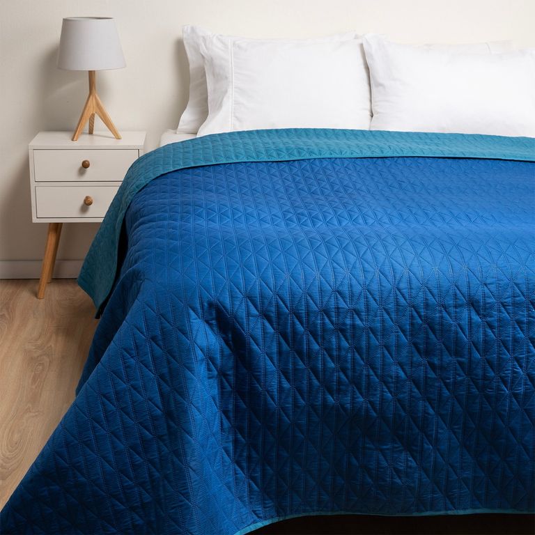 AMBIENTA Cubrecama Liso Reversible