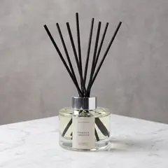 BASEMENT HOME - Difusor Varitas Ambientador Aroma Verbena & Geranium 150 ml Vidrio Adorno Decorativo