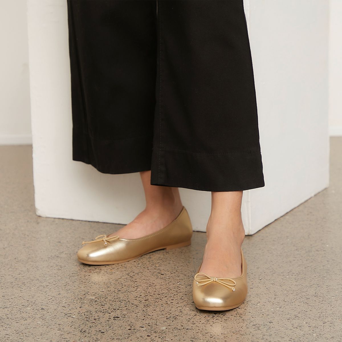 SYBILLA - Ballerina Mujer Dorado Sybilla