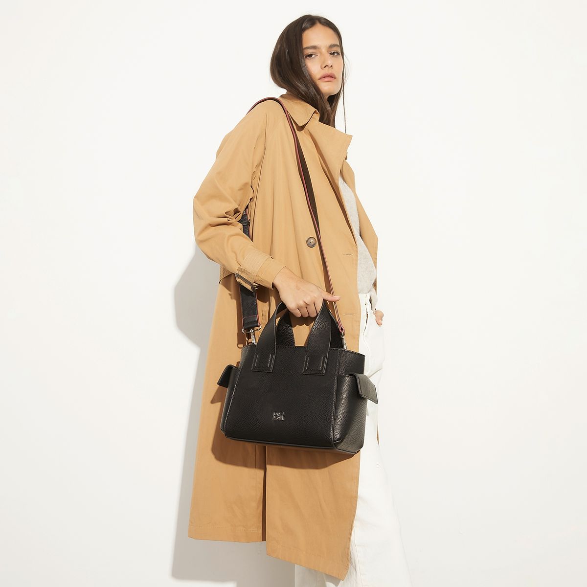 BASEMENT - Cartera Mujer Negra Basement