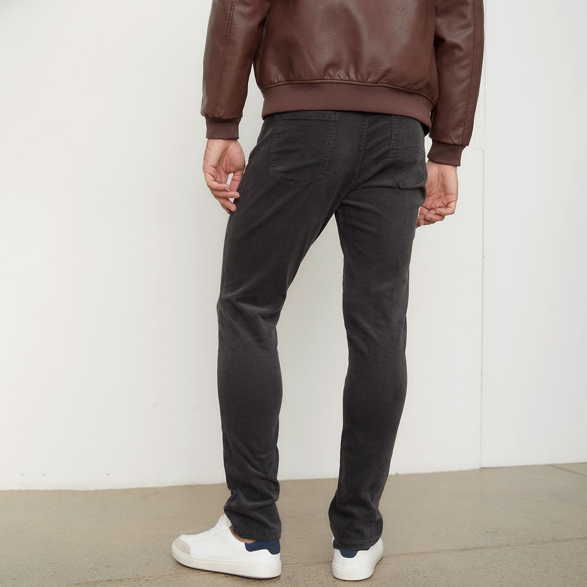 NEWPORT - Pantalón Skinny Fit Cotelé Hombre Newport