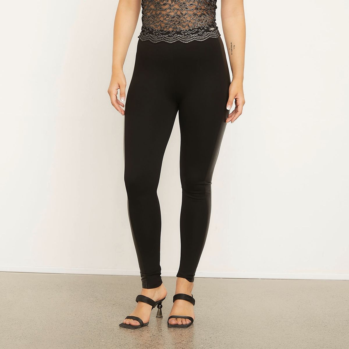 MOSSIMO - Pantalón De Buzo Skinny Tiro Medio Mujer Mossimo