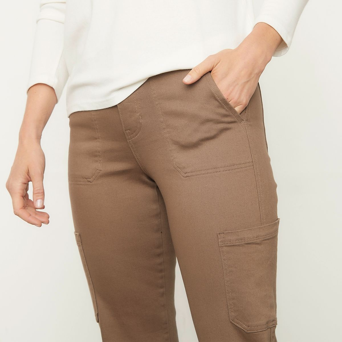 NEWPORT - Jeans Recto Tiro Alto Mujer Newport