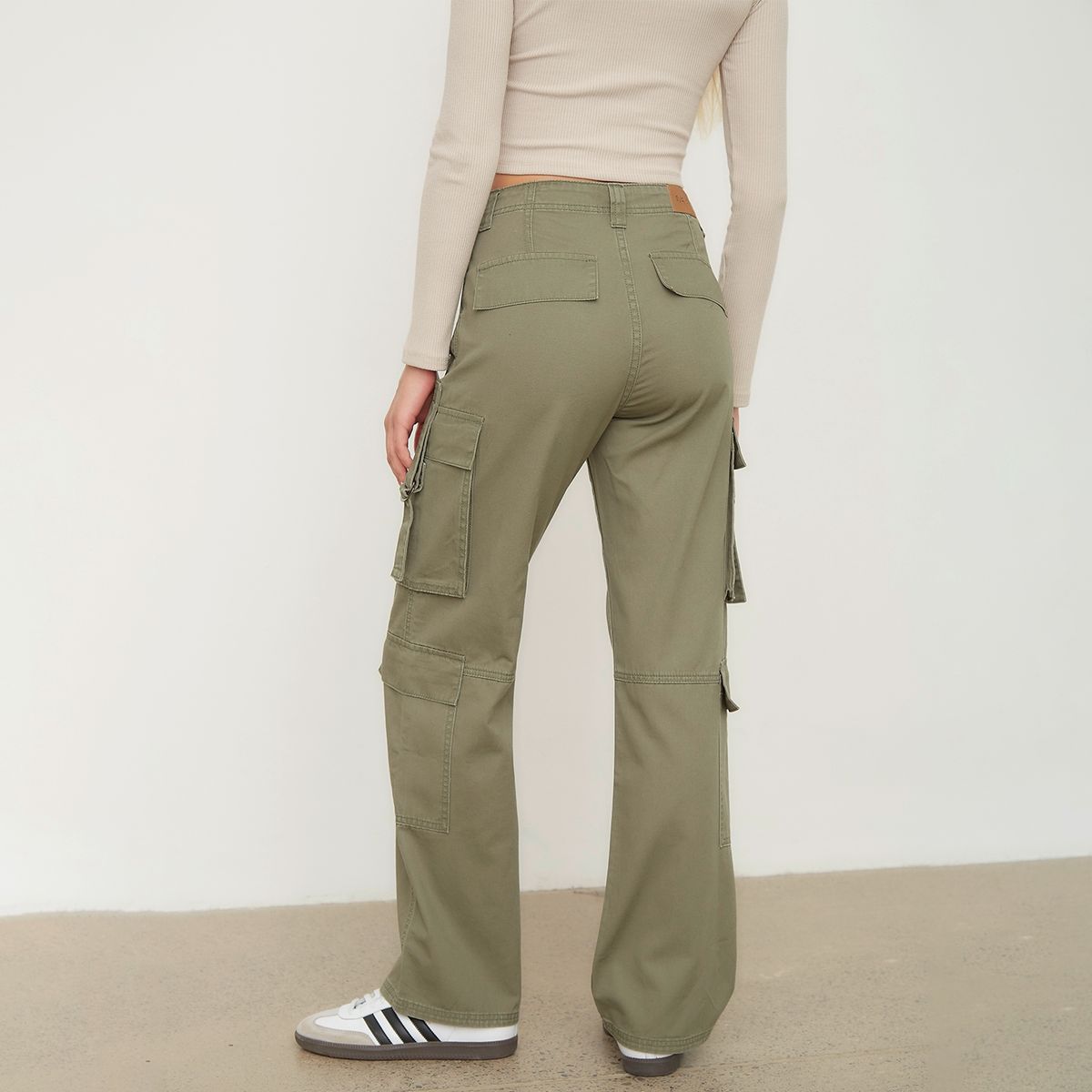 SYBILLA - Jeans Cargo Tiro Medio Mujer Sybilla