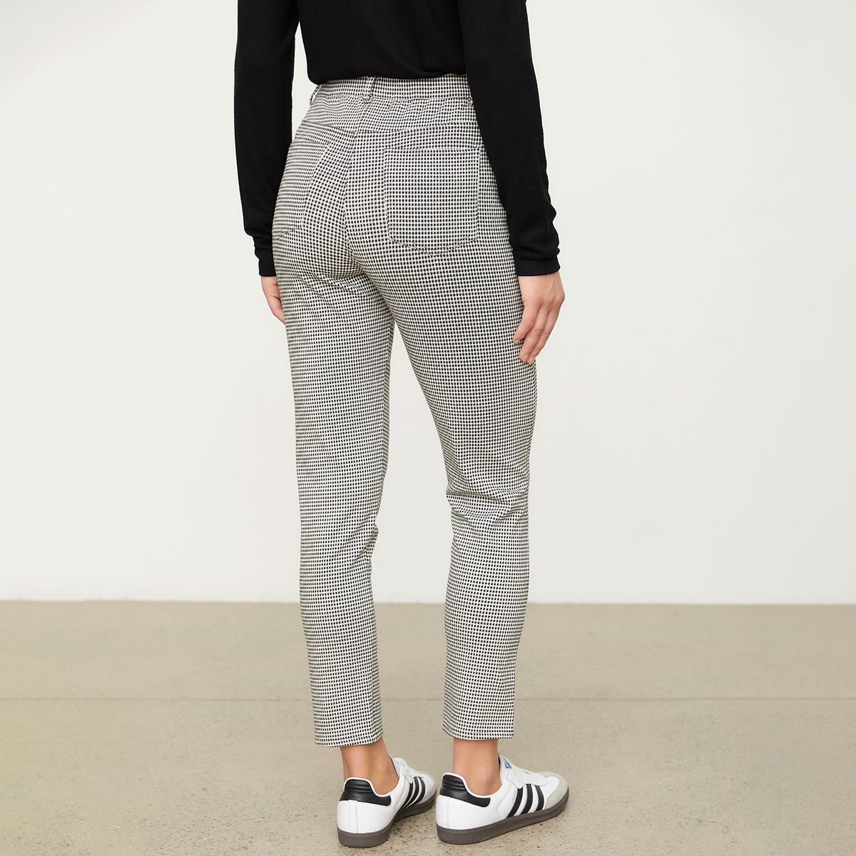 UNIVERSITY CLUB - Pantalón Straight Tiro Medio Mujer University Club