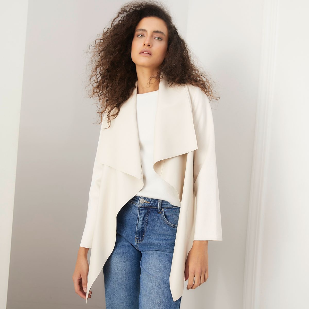 BASEMENT - Abrigo Mujer Basement