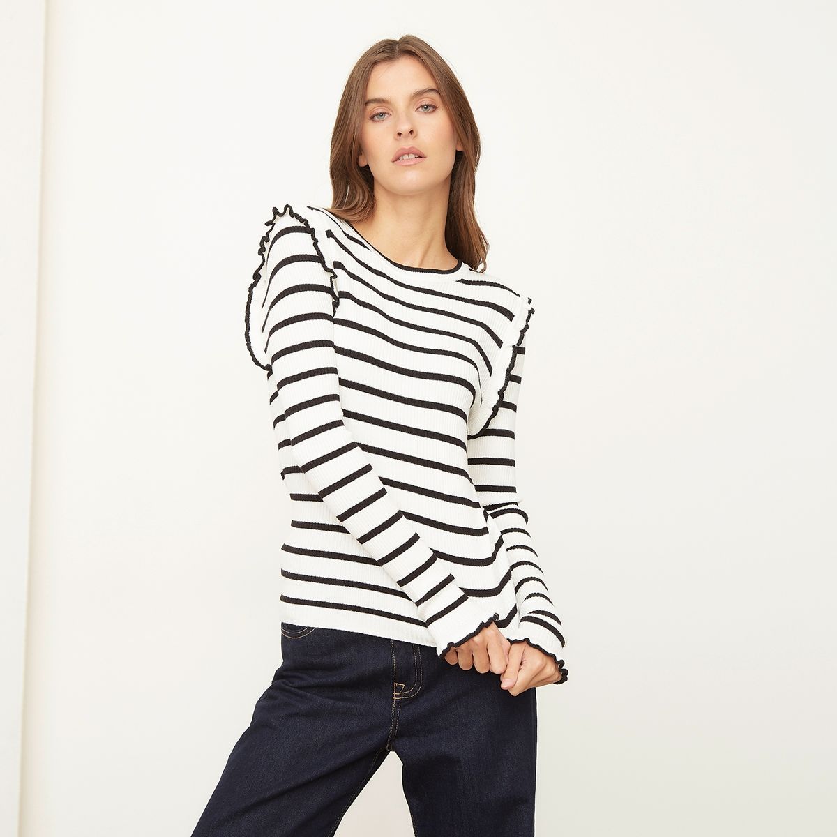 BASEMENT - Sweater Volados Mujer Basement