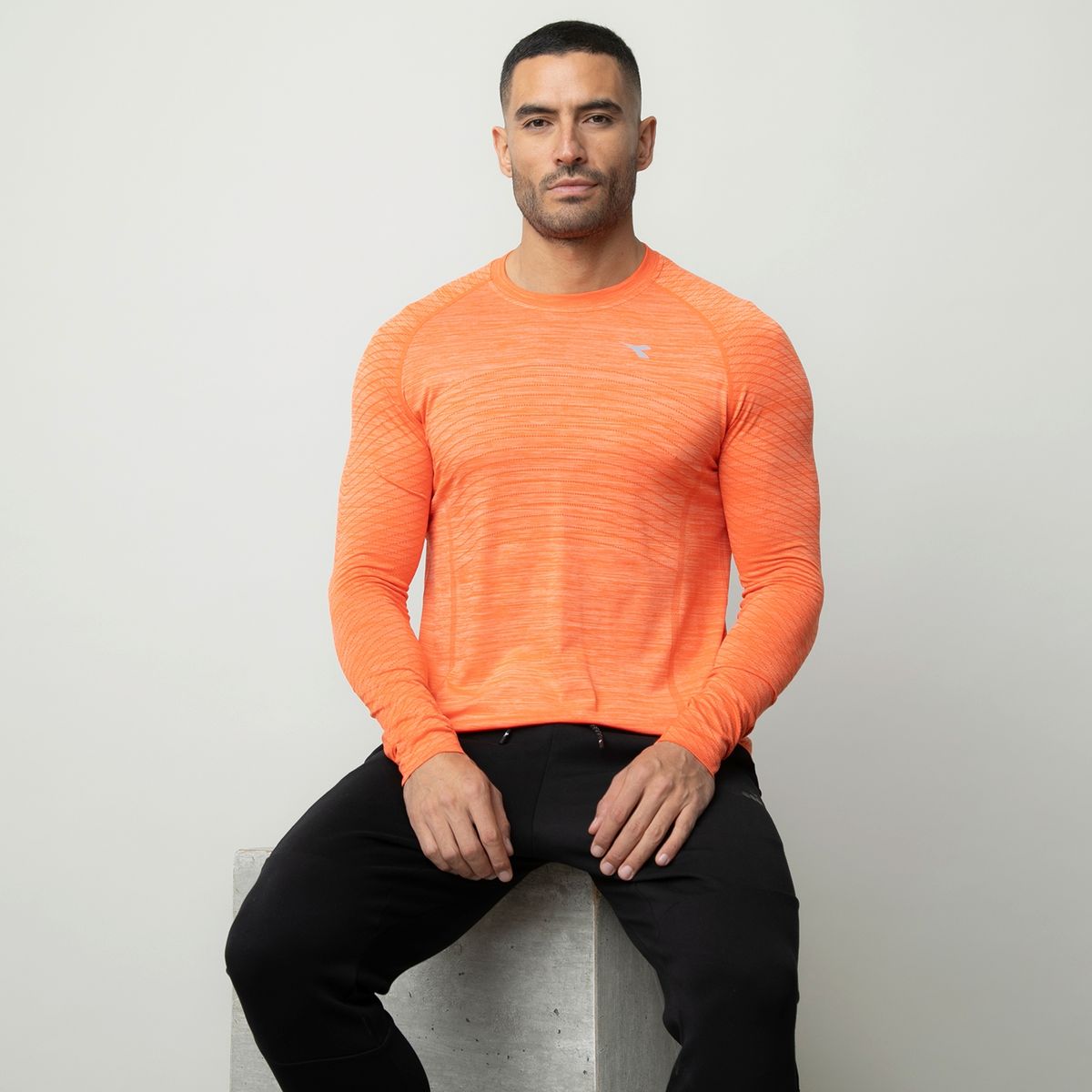 DIADORA - Polera Manga Larga Hombre Diadora