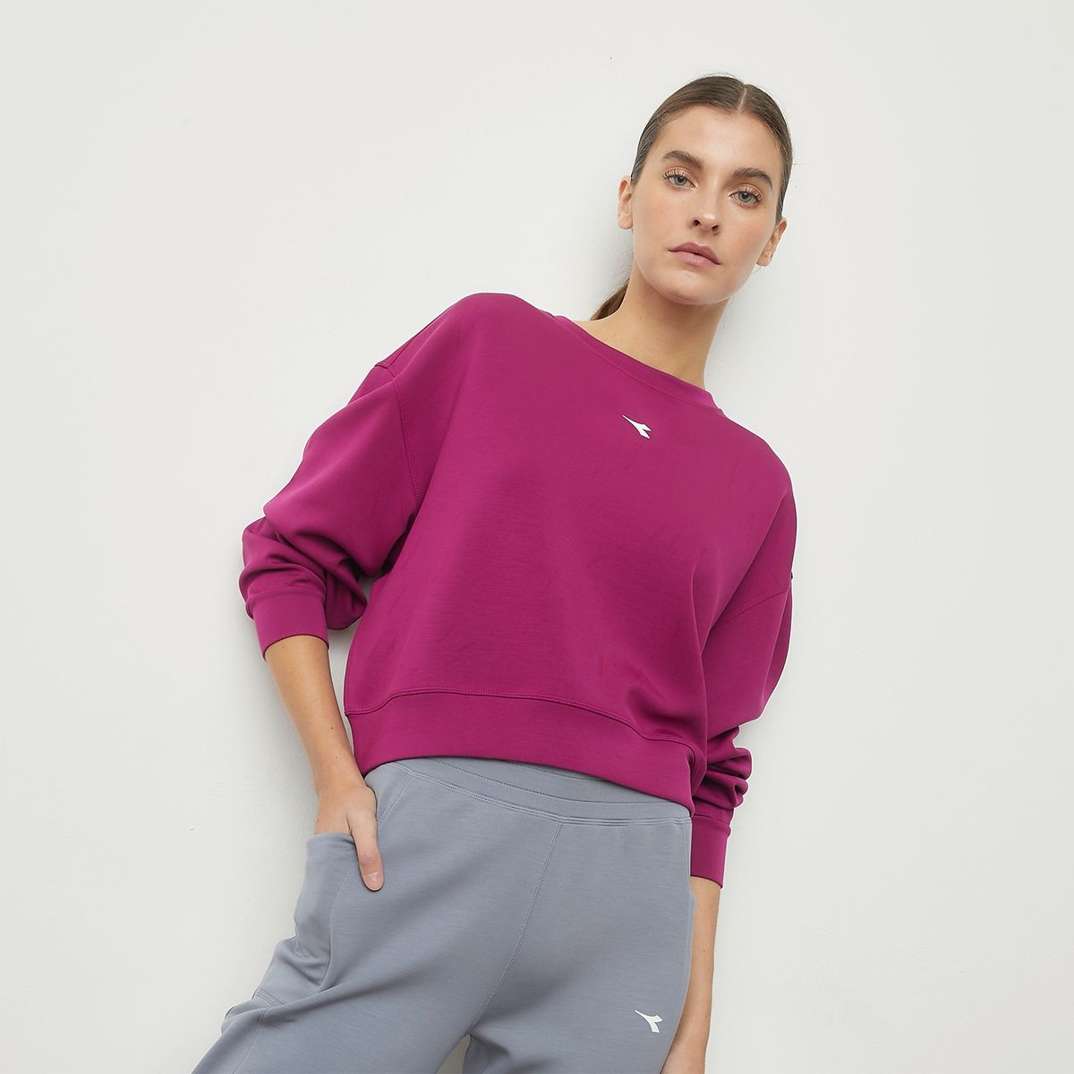 DIADORA - Polerón Con Cuello Redondo Mujer Diadora