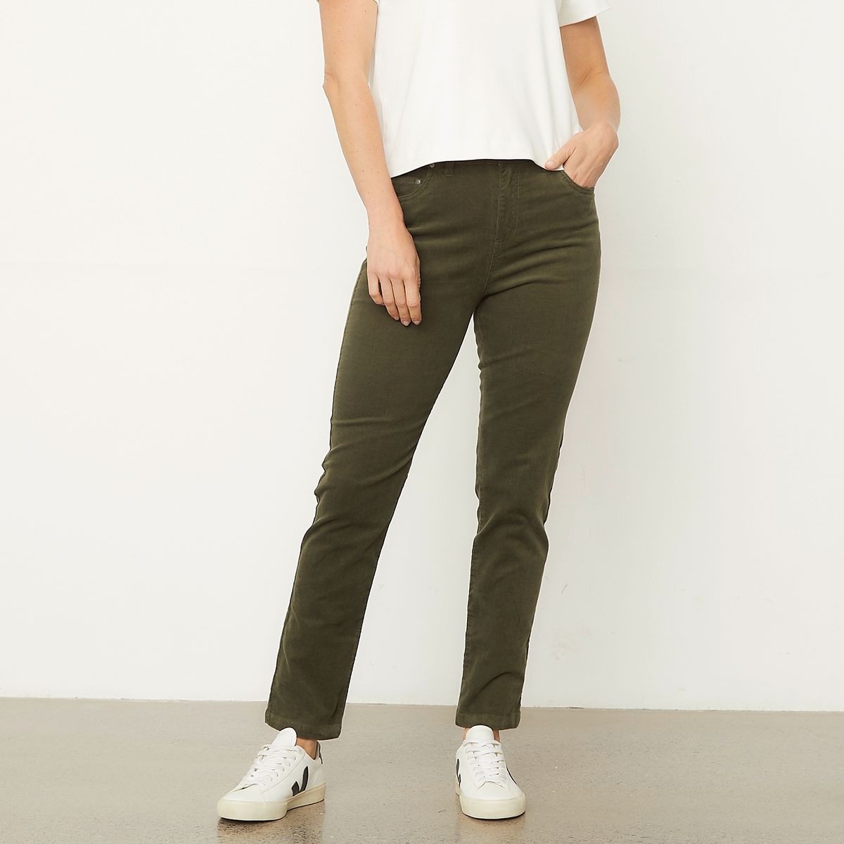 NEWPORT - Pantalón Recto Cotelé Tiro Alto Mujer Newport