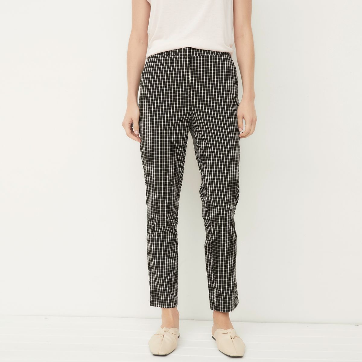 UNIVERSITY CLUB - Pantalón Slim Tiro Medio Mujer University Club