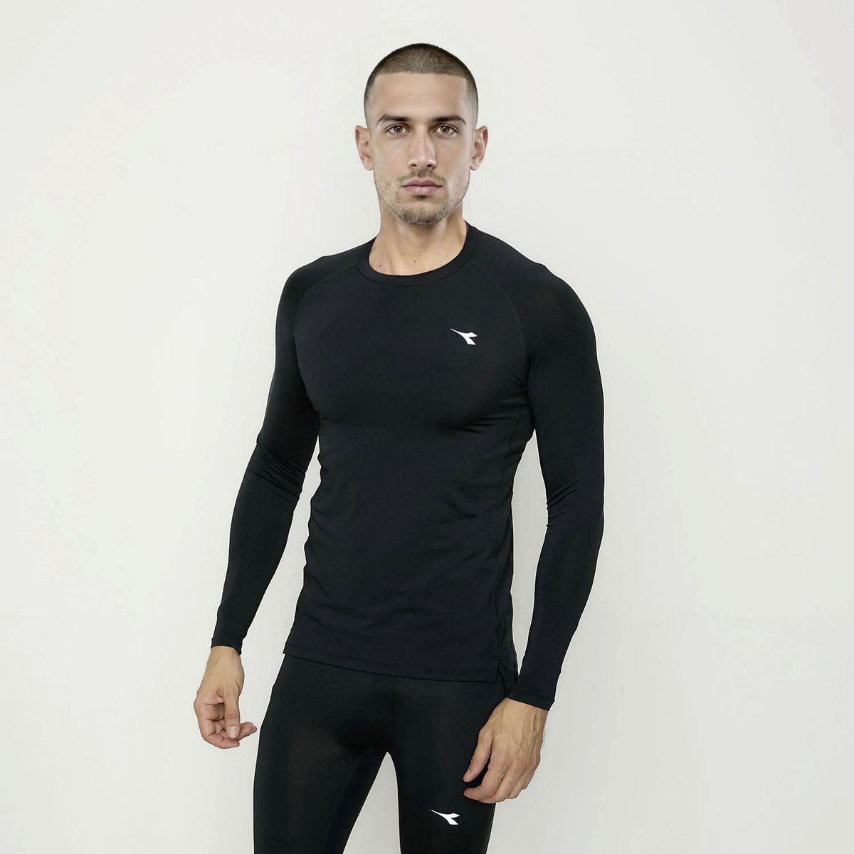 DIADORA - Polera Primera Capa Hombre Diadora